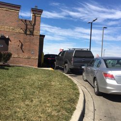 Lunchtime on a Wednesday Packed drive thru !