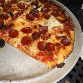 Birdie’s Pizza - Gluten free pizza / the best I've ever had!! - Pizza Near Me - Asheville, North Carolina