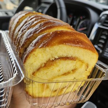 Nanding's Bakery - Bakeries Near Me - Waipahu, Hawaii