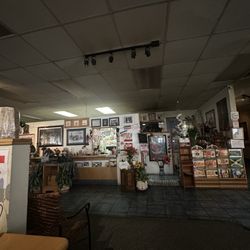 Taste of Thai - Front cashier area