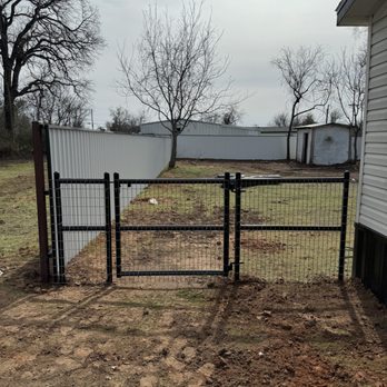 Family Ties Construction - Fences & Gates Near Me - Boyd, Texas