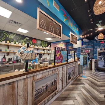 Playa Bowls - Interior counter - Acai Bowls Near Me - Nashville, Tennessee