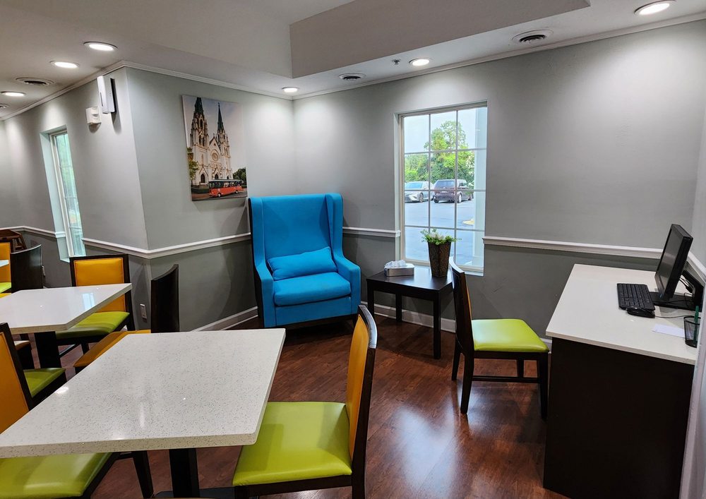 QUALITY INN POOLER SAVANNAH I95 Updated August 2024 39 Photos