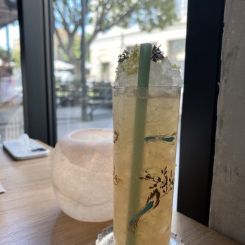 Kato - Such a beautiful cup and this straw!! - Taiwanese Near Me - Los Angeles, California Kato - Such a beautiful cup and this straw!! - Taiwanese Near Me - Los Angeles, California