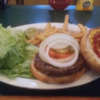 Crow's Nest Bar & Grill - American Near Me - Canton, Michigan