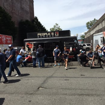 The People's Burger - Food Trucks Near Me - Seattle, Washington The People's Burger - Food Trucks Near Me - Seattle, Washington