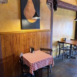 J P Mc Gurkee's Sandwich Shop - Restaurant Area