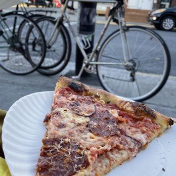 Pizza Bouquet - Soppressata - Pizza Near Me - Montreal, Quebec Pizza Bouquet - Soppressata - Pizza Near Me - Montreal, Quebec