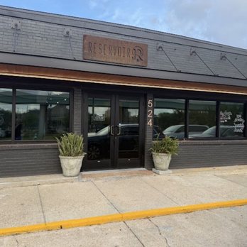 Reservoir - American Near Me - Pensacola, Florida