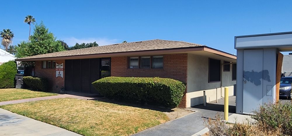 Slide of AJ Roofing Const