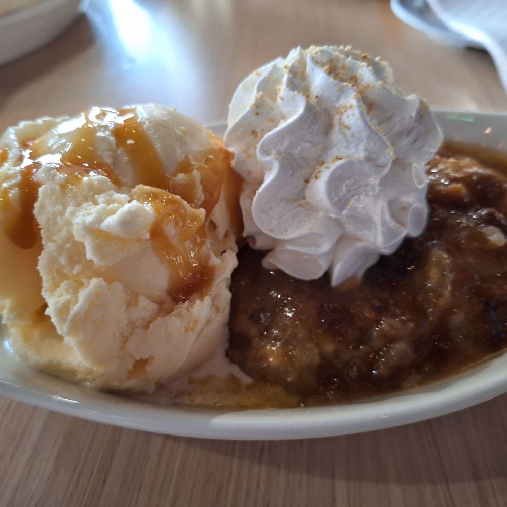 The Crazy Mason - Apple cobbler with wonderful vanilla ice cream - Desserts Near Me - Myrtle Beach, South Carolina The Crazy Mason - Apple cobbler with wonderful vanilla ice cream - Desserts Near Me - Myrtle Beach, South Carolina