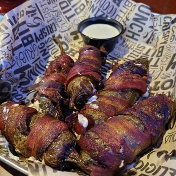 Murray's Saloon & Eatery - Best poppers ever - Karaoke Near Me - Big Bear Lake, California