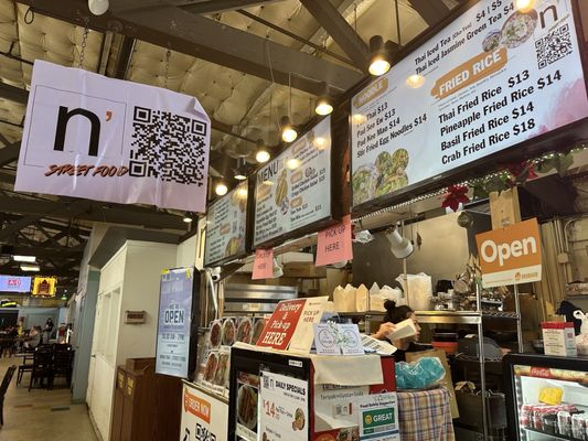 Nana Thai | Street food by null
