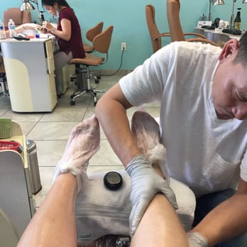 Palm Nails - Seriously, this was the best pedicure and foot massage I've ever had!! It is worth the 2 hour drive to come here at least once a month!! - Nail Salons Near Me - La Quinta, California