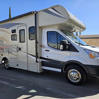 Oli's Auto Detailing - Auto Detailing Near Me - Yucca Valley, California