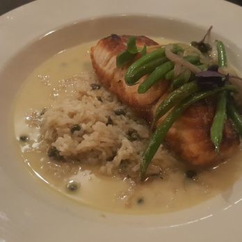 Flying Pig Pub & Kitchen - Pubs Near Me - Oceanside, California