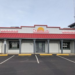 Side where you pick up to go orders Side where you pick up to go orders
