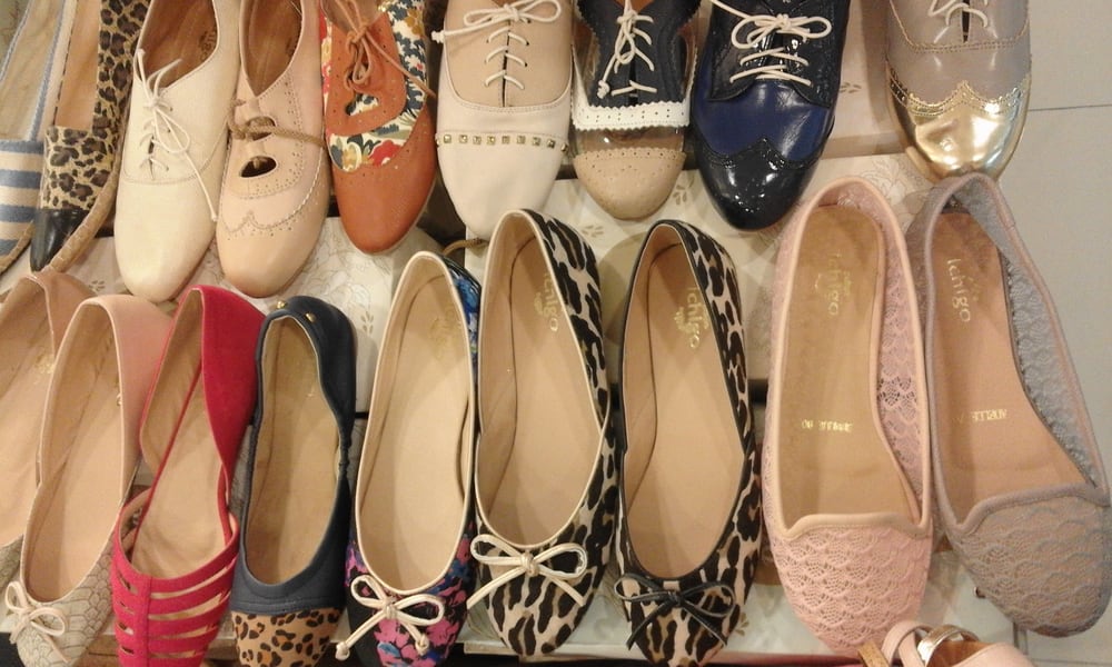 shoe shops greenhills