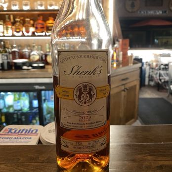 BV's Bourbon & Ale House - Wine Bars Near Me - Kapaa, Hawaii