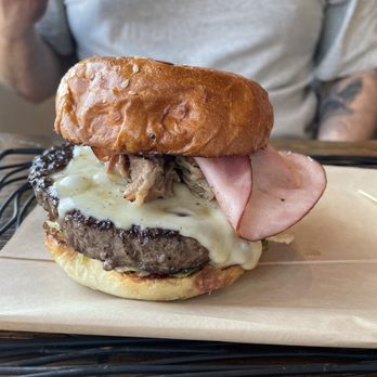 5280 Burger Bar - Mile High Cuban - Burgers Near Me - Westminster, Colorado