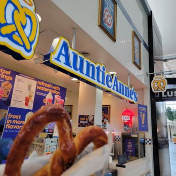 Auntie Anne's Pretzels - Pretzels Near Me - Houston, Texas Auntie Anne's Pretzels - Pretzels Near Me - Houston, Texas