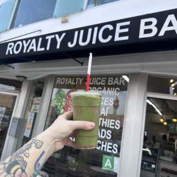 Royalty Juice Bar & Cafe - Outside with the Superman smoothie - Juice Bars & Smoothies Near Me - Studio City, California Royalty Juice Bar & Cafe - Outside with the Superman smoothie - Juice Bars & Smoothies Near Me - Studio City, California