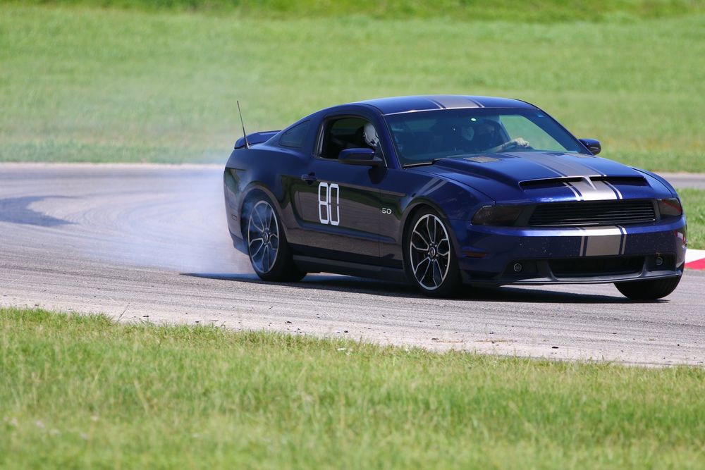 FIRST DISCOUNT TIRE Updated July 2024 32 Photos & 18 Reviews 1601