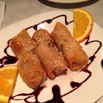 Pho Lemongrass - For dessert a traditional Vietnamese fried banana. Sweet banana rolled in orange sauce! - Vietnamese Near Me - Brookline, Massachusetts Pho Lemongrass - For dessert a traditional Vietnamese fried banana. Sweet banana rolled in orange sauce! - Vietnamese Near Me - Brookline, Massachusetts