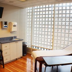 Advanced Primary Care Associates - Exam Room