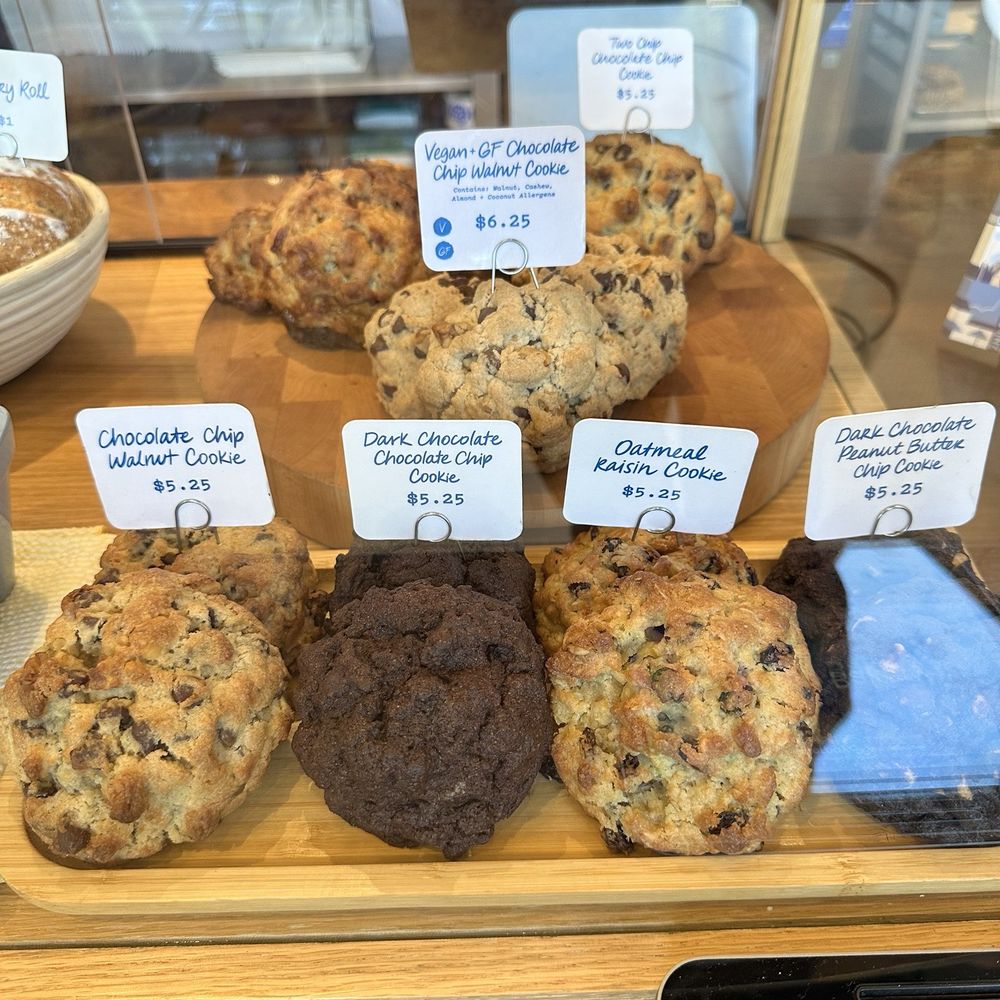 Levain Bakery - Cookies - Bakeries Near Me - Los Angeles, California Levain Bakery - Cookies - Bakeries Near Me - Los Angeles, California