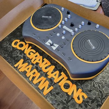 Cake Expressions - Graduation Cake - Bakeries Near Me - Santa Clara, California Cake Expressions - Graduation Cake - Bakeries Near Me - Santa Clara, California