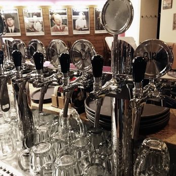 Zapomenutý čas - Beer taps - Burgers Near Me - Prague 2, Puerto Rico Zapomenutý čas - Beer taps - Burgers Near Me - Prague 2, Puerto Rico