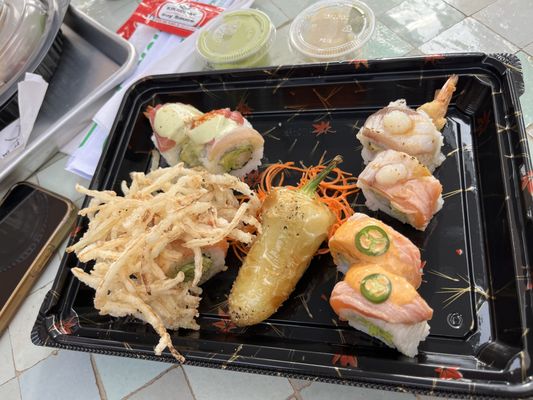 Sushi El Sinaloense by null