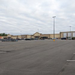 Walmart Supercenter - Waking up at the Walmart in Princeton