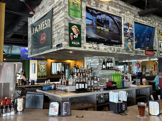 Con Murphy's Ocean Bar & Grill by null
