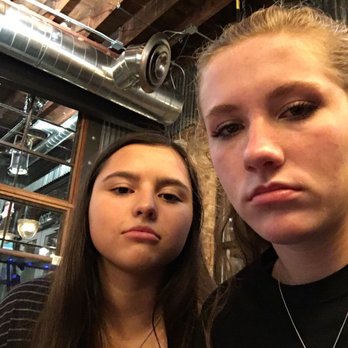 Paisans Pizzeria - Unimpressed - Pizza Near Me - Brookfield, Illinois