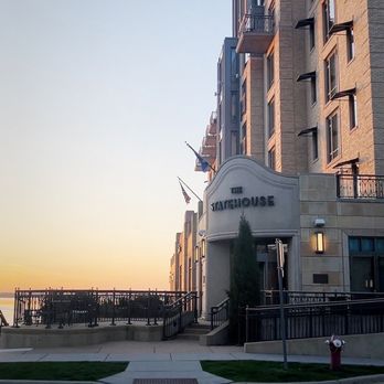 The Statehouse - Entrance - New American Near Me - Madison, Wisconsin