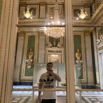 Museu Picasso - Walking through the Picasso museum - Museums Near Me - Barcelona, B Museu Picasso - Walking through the Picasso museum - Museums Near Me - Barcelona, B