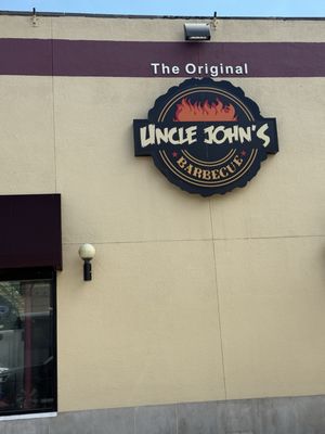 Uncle John's BBQ by null