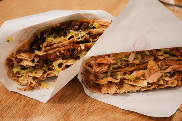 Ms. Wu Savory Crepes 吴小糖沙拉煎饼果子 by null