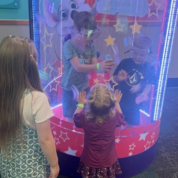 Chuck E. Cheese - Ticket blaster chance for more tickets - Pizza Near Me - Reno, Nevada