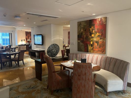 Edsa Shangri-La, Manila by null