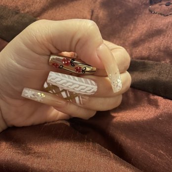 Amazing Nails & Spa - Nail Salons Near Me - Tracy, California