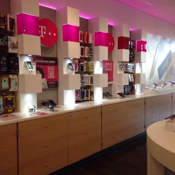 T-Mobile - Mobile Phones Near Me - Phoenix, Arizona