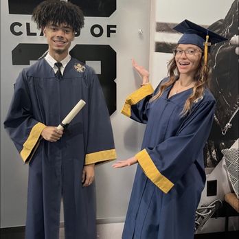CADY - My boyfriend and I posing in front of the "class of 2023" sign - Session Photography Near Me - Jacksonville, Florida