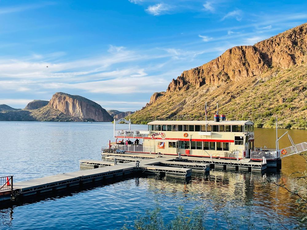 Dolly Steamboat, Apache Junction Roadtrippers