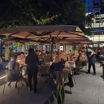 Harry's - Outside dining area - Seafood Near Me - West Palm Beach, Florida
