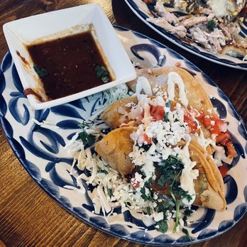 Los Sombreros - Crispy tacos, I unfortunately was not a fan :( - Mexican Near Me - Mesa, Arizona Los Sombreros - Crispy tacos, I unfortunately was not a fan :( - Mexican Near Me - Mesa, Arizona