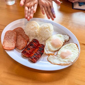 Da Local Boy - Maui's local deluxe - Hawaiian Near Me - Highwood, Illinois