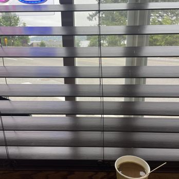 Winnies Cafe & Deli - Coffee & Tea Near Me - Seattle, Washington Winnies Cafe & Deli - Coffee & Tea Near Me - Seattle, Washington